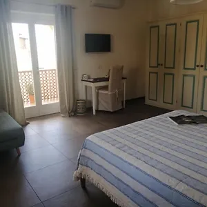 Maison Kainà Couette-café Olbia
