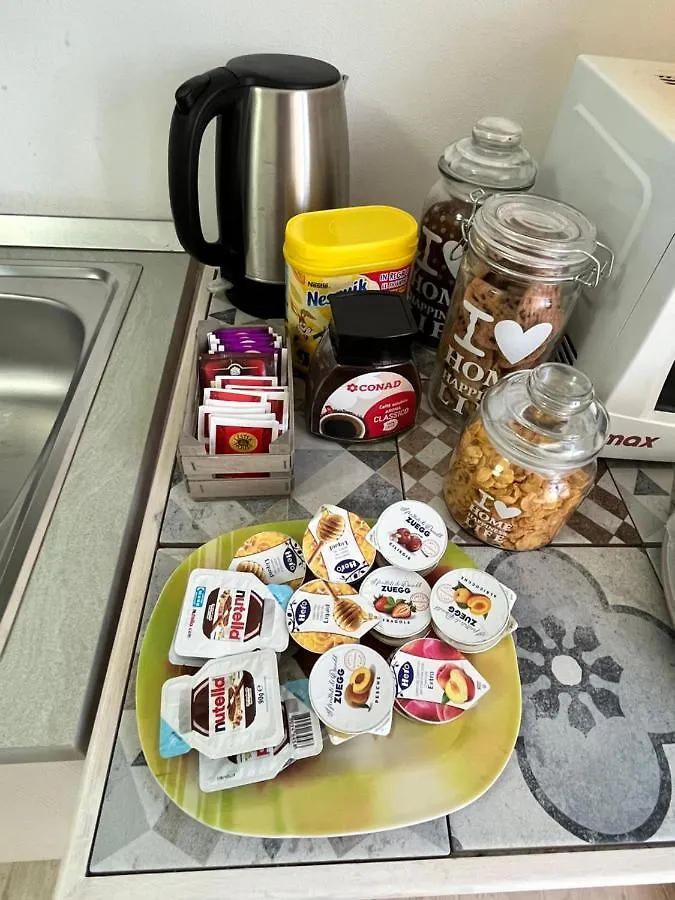 Alojamento de Acomodação e Pequeno-almoço B&B Santorini Cinisi