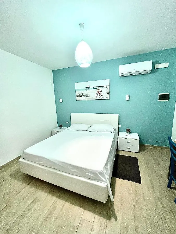 Alojamento de Acomodação e Pequeno-almoço B&B Santorini Cinisi